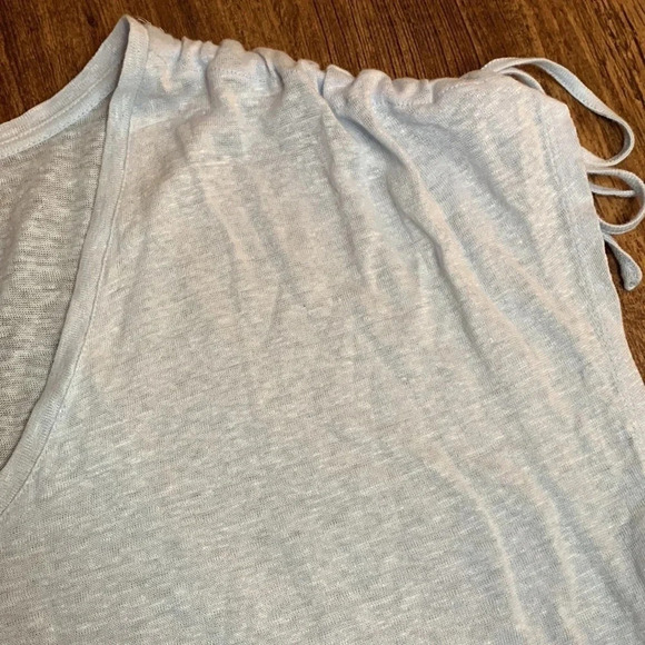 Vince Camuto Women’s Top Light Blue V-Neck Linen Size XL New - Picture 4 of 8
